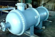 Shell-and-tube evaporator